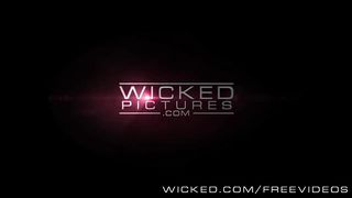 Wicked - Bonnie Rotten Gets Dped